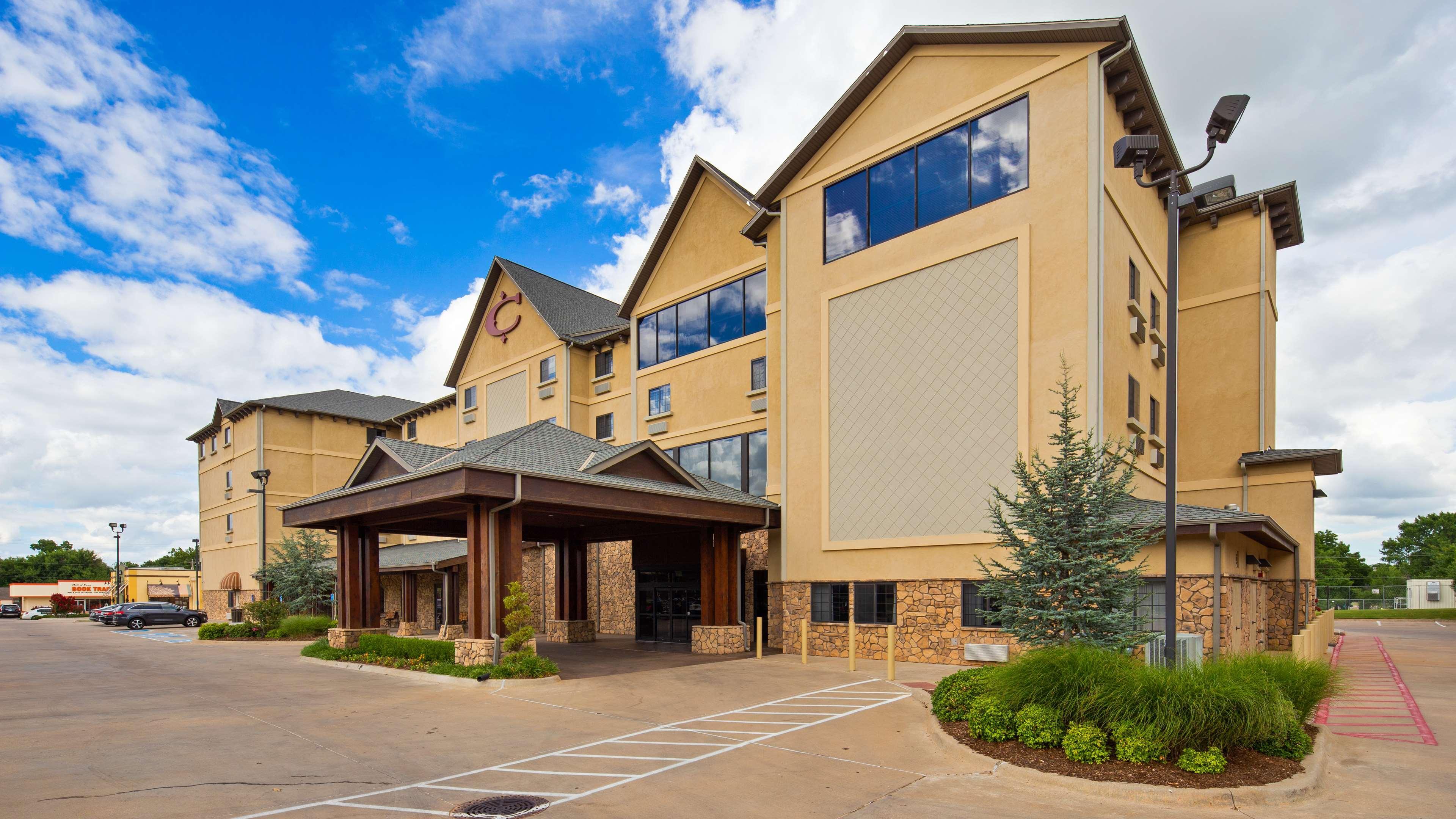 Best Western Plus Cimarron Hotel & Suites Stillwater Exterior photo